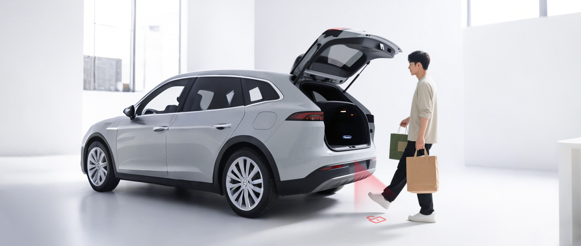 2025上海车展 | j9官网重磅发布AR脚踢毫米波雷达，重新定义“无接触交互”尾门